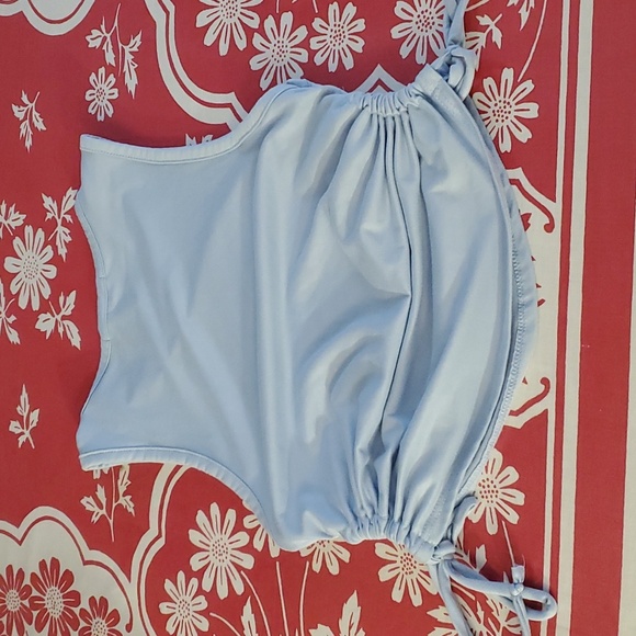 3/$25 Adjustable side tie crop top sz small - Picture 5 of 9